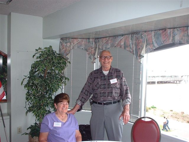 0005-reunion2009-GailWilliamsonandJerryHoward.jpg