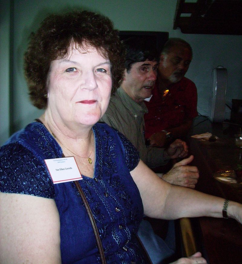 0019-reunion2009-SueEllenandMikeGerrells-PaulDombroski.JPG