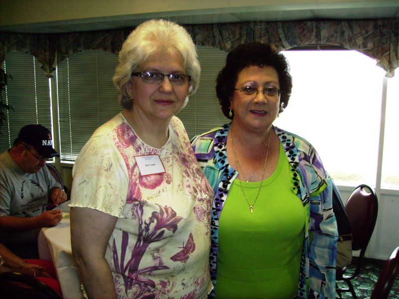 0023-reunion2009-BettyCooper-DonnaPolak.JPG